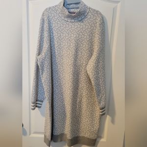 Women's Tommy Hilfiger sweater dress. NWOT